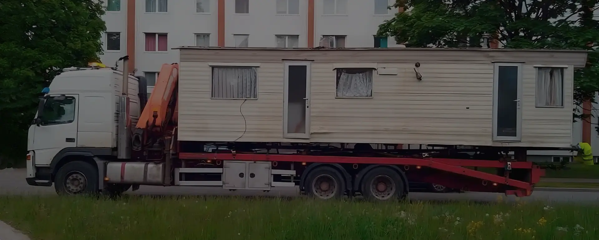 Получить онлайн цены на доставку низким тралом дом вагона в станице Нижнебаканская (Южный округ - Краснодарский край) на сайте самостоятельно